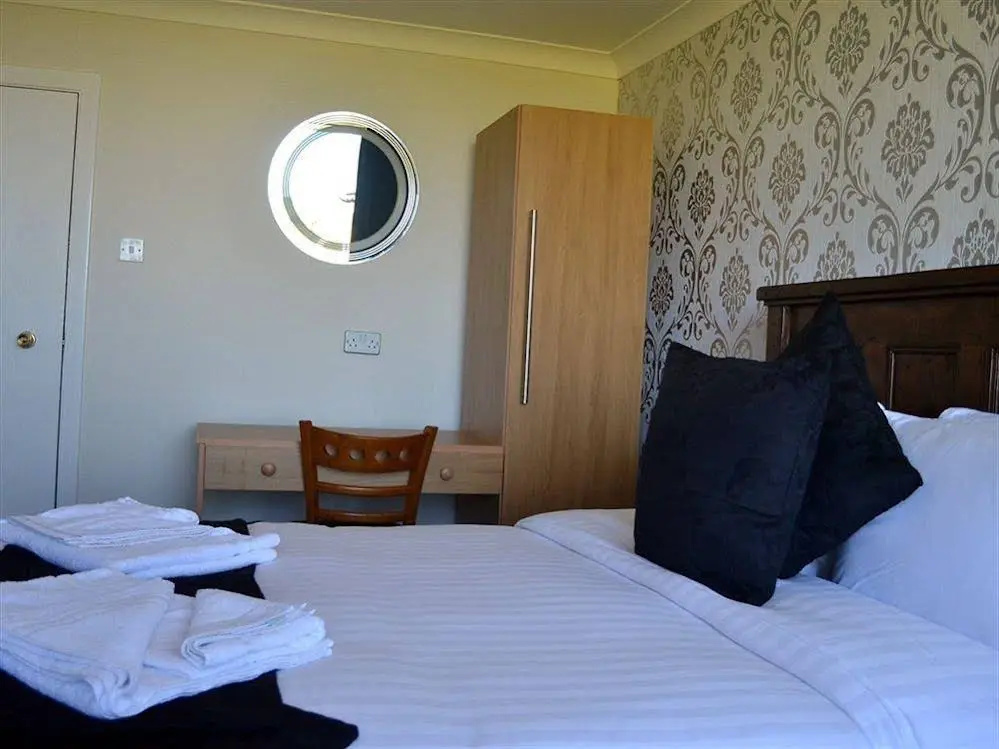 Countryside Express Hotel
