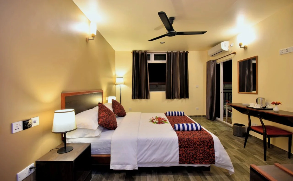Paguro Beach Inn