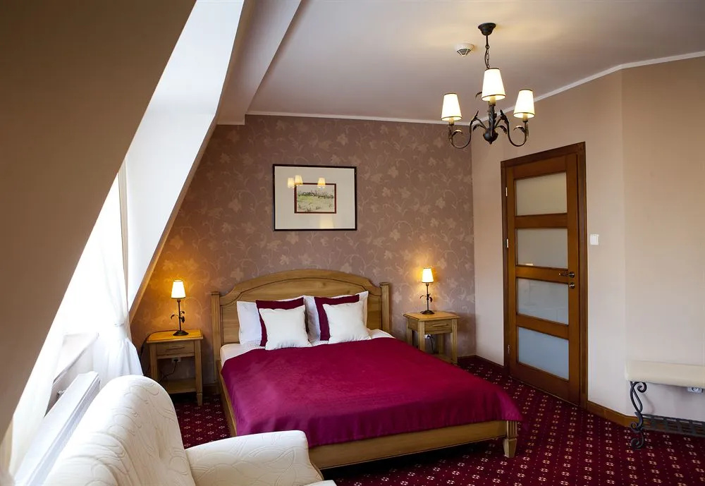 Hotel i Restauracja "Pod Orłem"