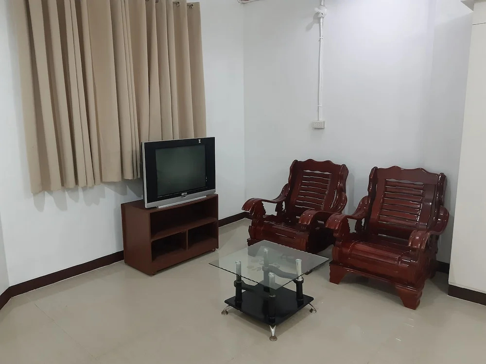 OYO 590 Sharana Pensionne