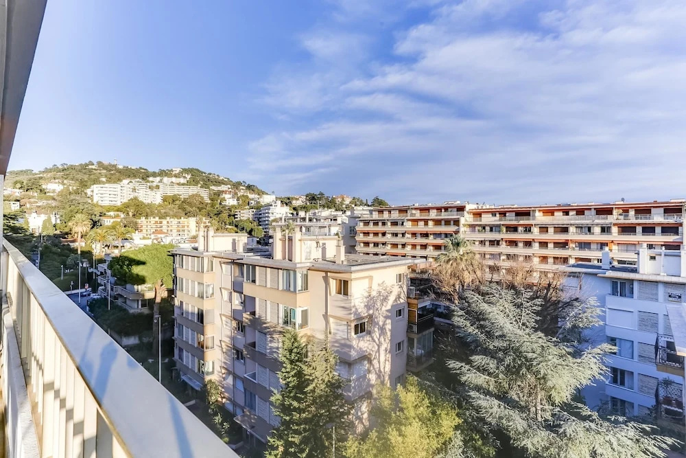 Navarre Apartment 1
