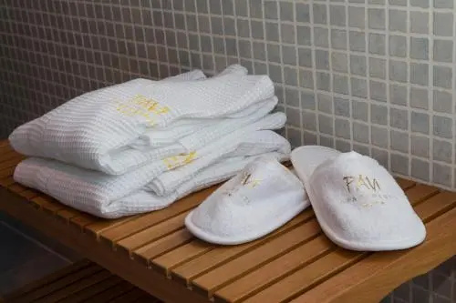 Pavi Apts Ljubljana - Private Rooftop Swimming pool