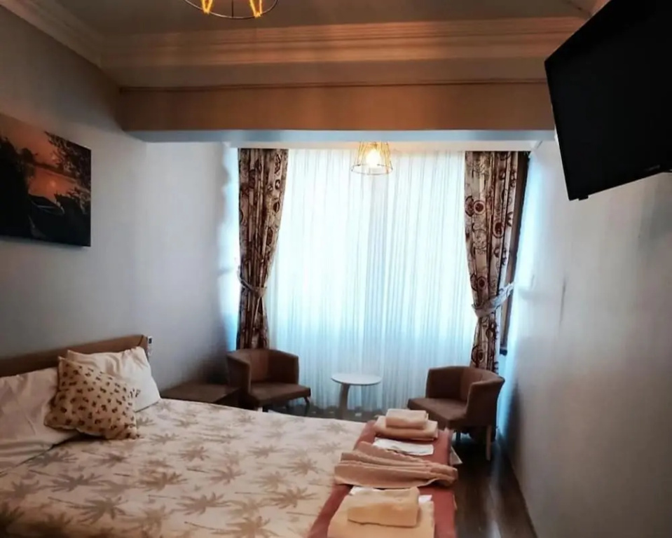 Aterna Hotel