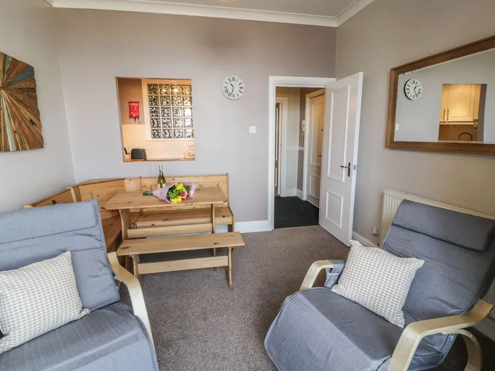 Seaview Apartment