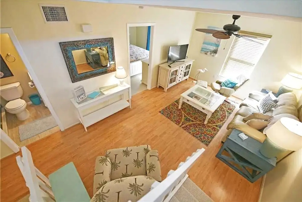 Eyes On The Sunset Apartment 3
