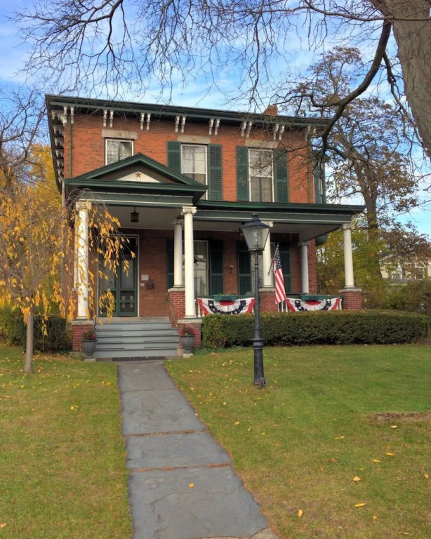 The Gridley Inn B&B
