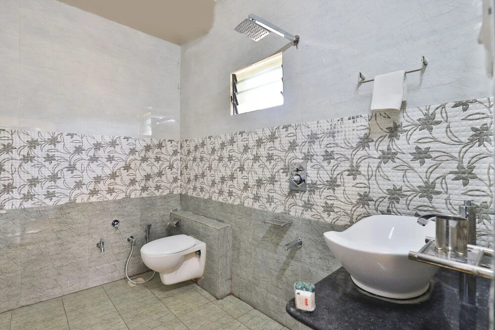 Itsy Hotel New Retreat Main Market Mahabaleshwar