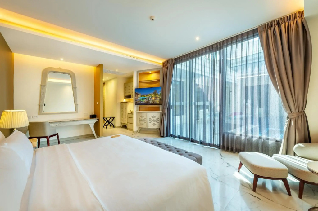 Phukalini Luxury Pool Villa & Onsen