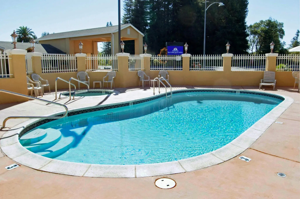 Fairview Inn & Suites