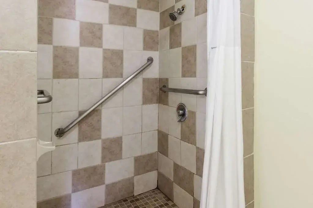 Days Inn Kent - Akron