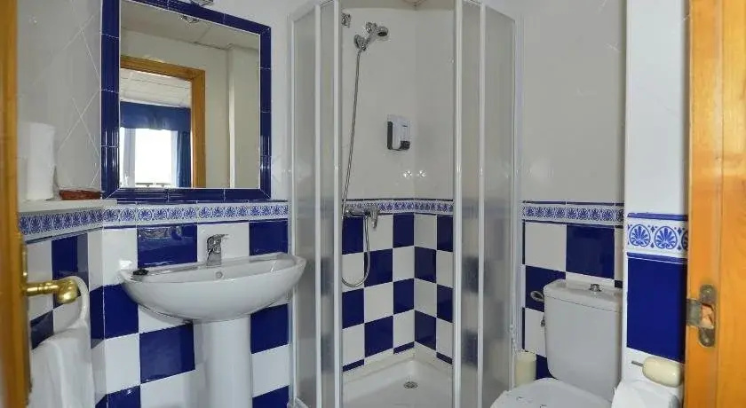 Hostal Linares