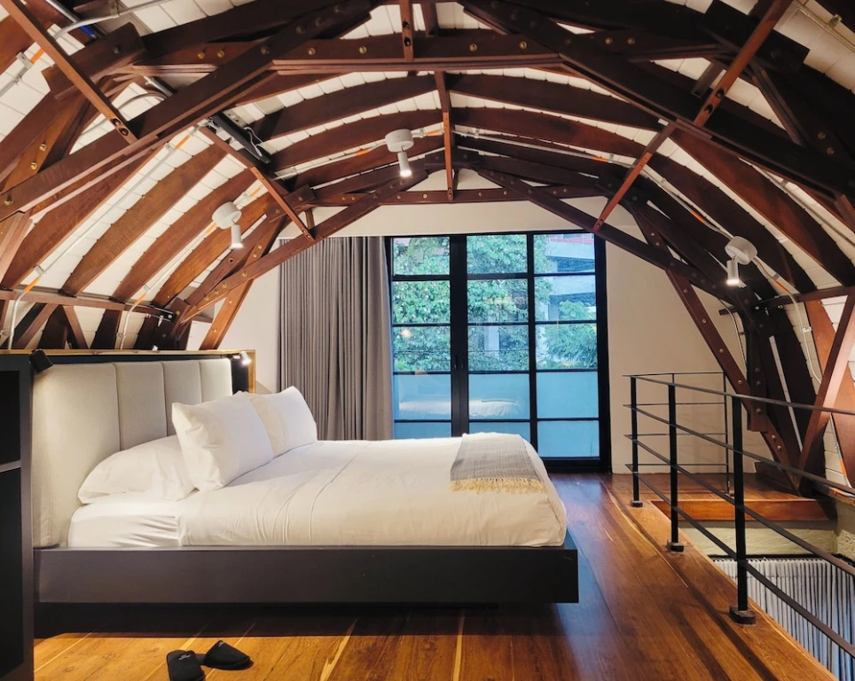 Hotel Doblell Near Provenza by Wynwood House