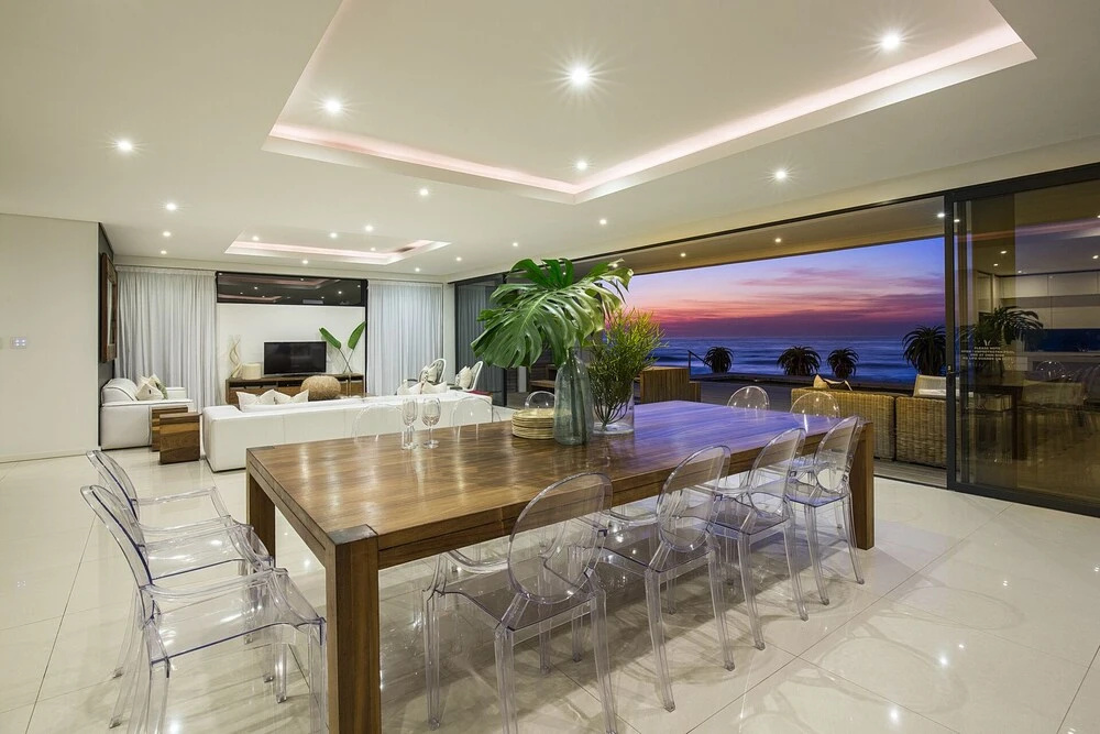 Dolphin Coast YOLO Spaces - Beach House Villa