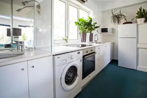Modern Fully Equipped Apartment with Balcony and Rooftop - CT1