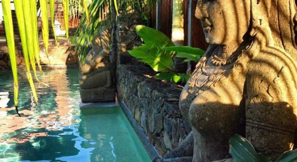 The Hide Byron Bay