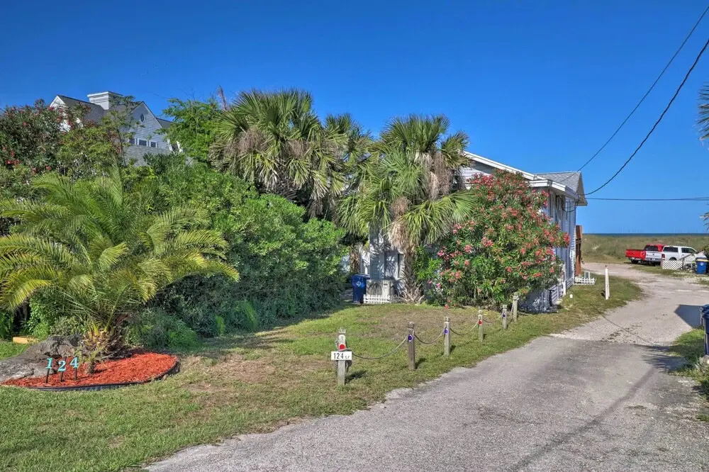 Coastal Cottage: Walk to Fernandina Beach & Dining