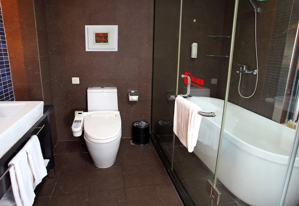 In-Zone Hotel & Apartment Tianjin