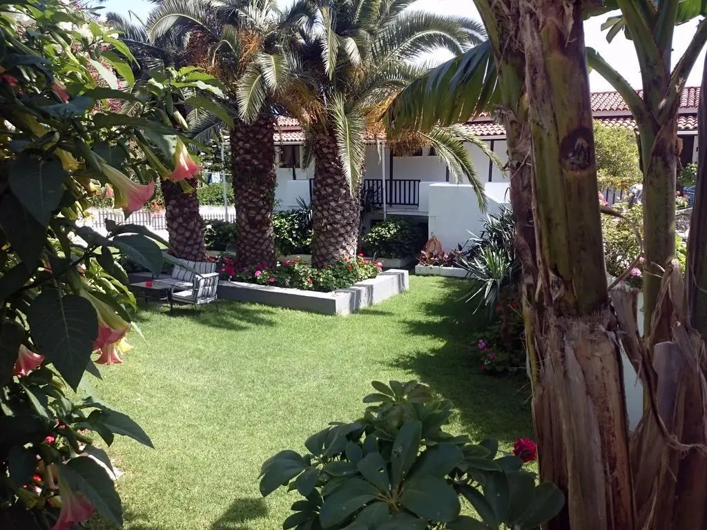Villa Karina - Near Achladies Beach