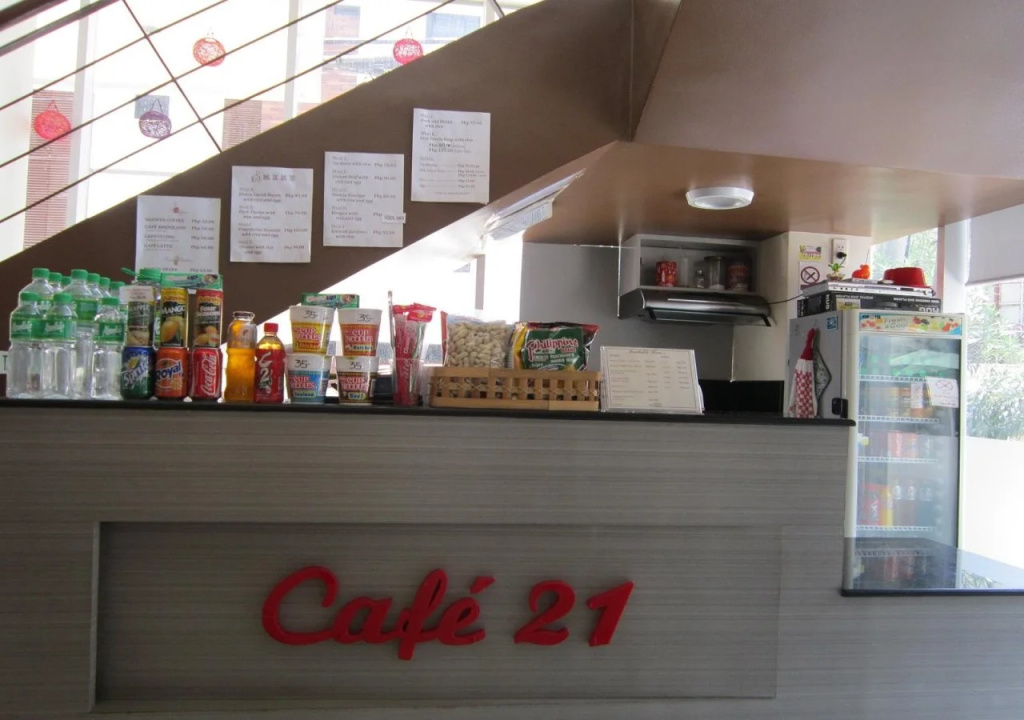 Adelfa Hotel
