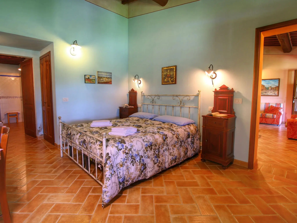 Farmhouse in Montalcino with Pool and Garden