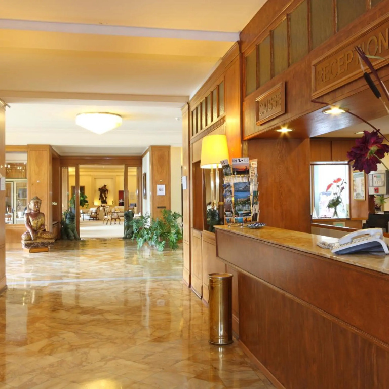 Hôtel du Grand Lac Excelsior
