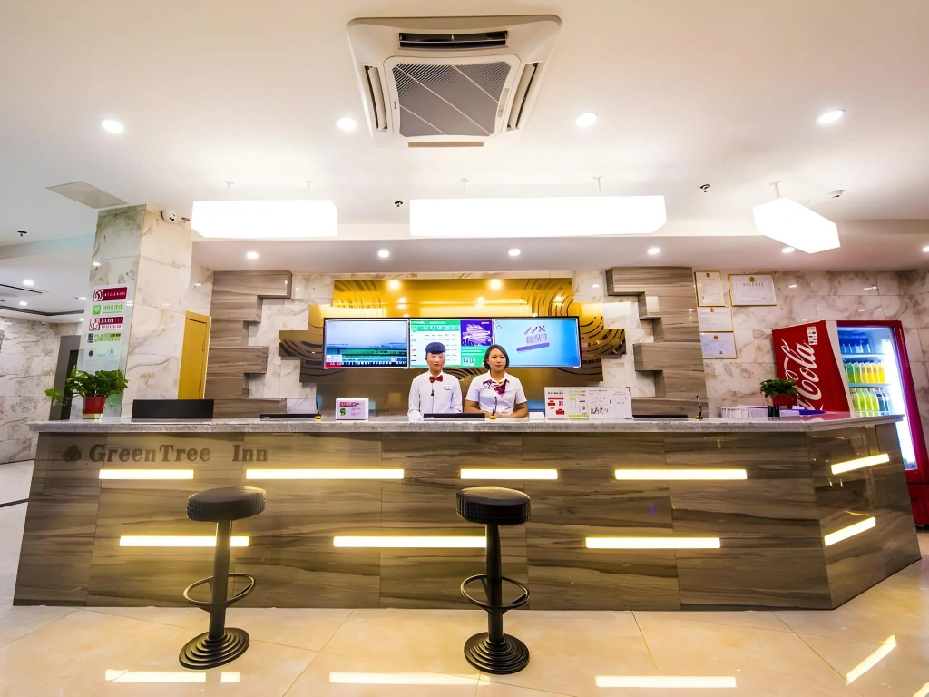 GreenTree Inn Chuzhou Langya Mountain Scenic Area Xijian Road Business Hotel