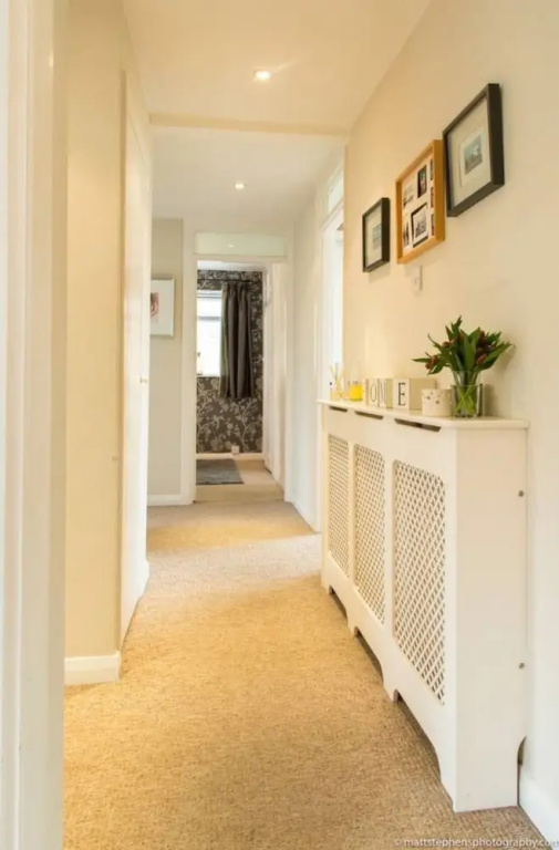 Newly Renovated Hove Apartment