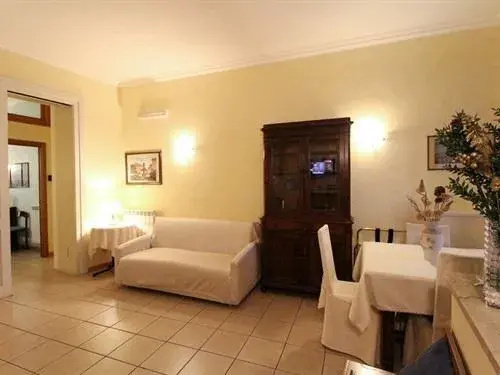 Apartment Julia Guesthouse Trevi - Spagna