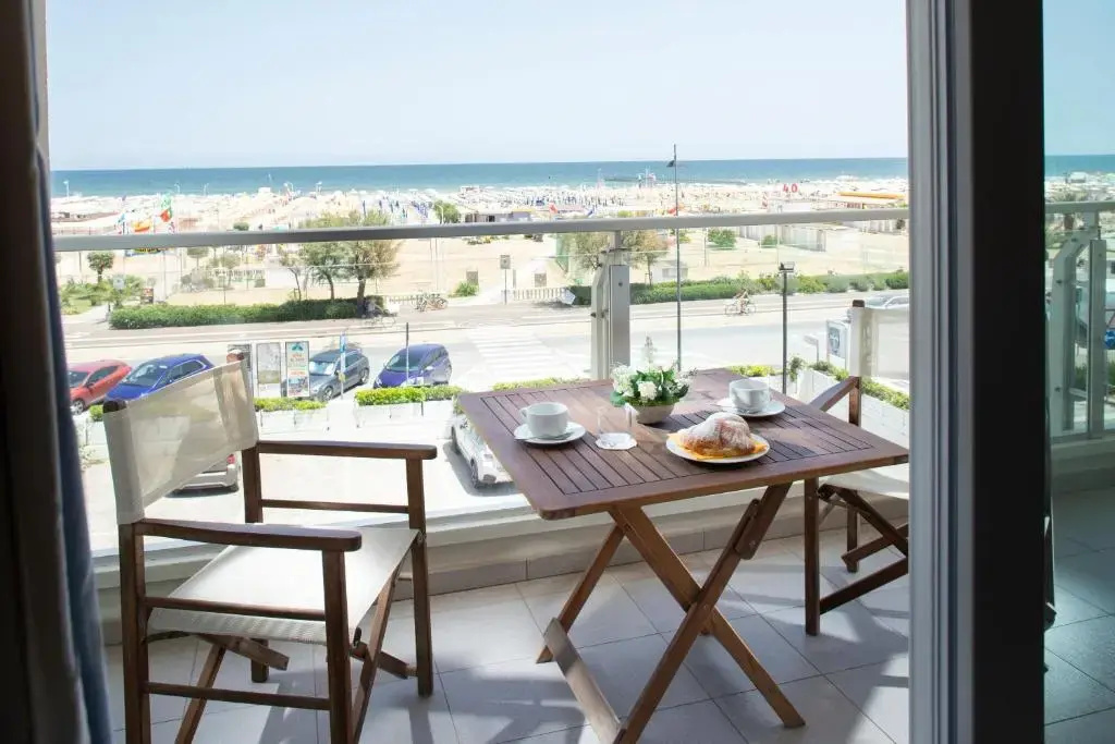 Club House Hotel