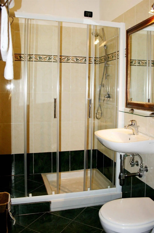 Hotel Enza