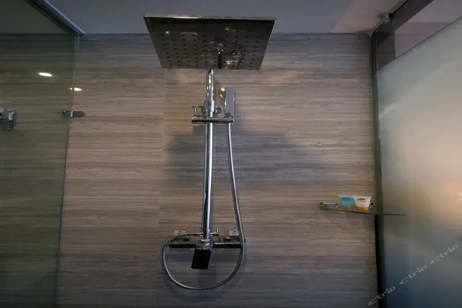 Katie Hotel (Nanning Anji Avenue 33 Middle Metro Station)