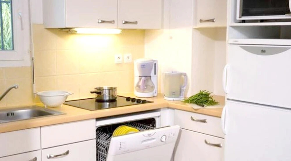 Apartment With 2 Bedrooms in Sainte-maxime, With Pool Access, Enclosed