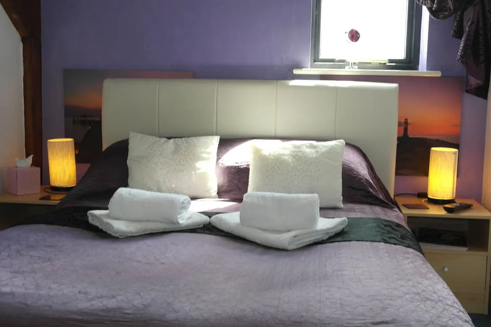 The Crown Lodge Bed & Breakfast