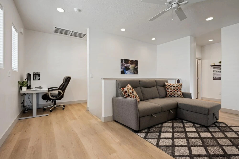 Hallser's Escape 6 Bedroom Home