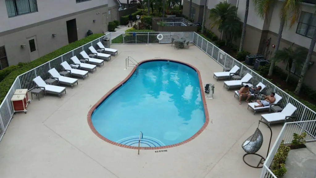 Doral Inn & Suites Miami Airport West