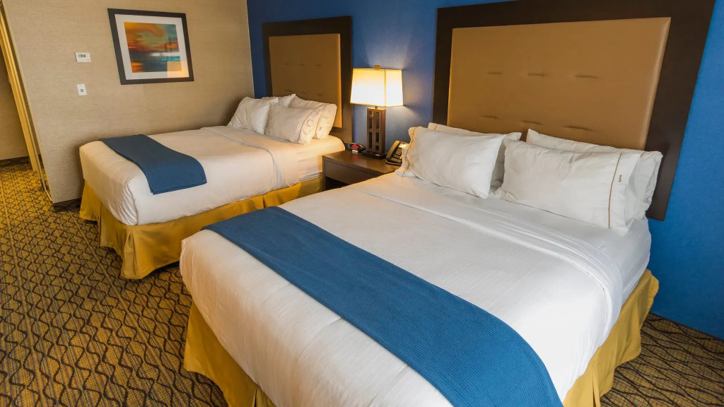 Holiday Inn Express Thunder Bay by IHG