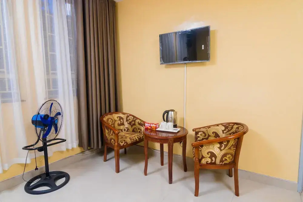 Orangestar Lodge