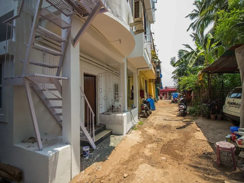 OYO 12164 Home Cozy 2BHK Pilerne Candolim