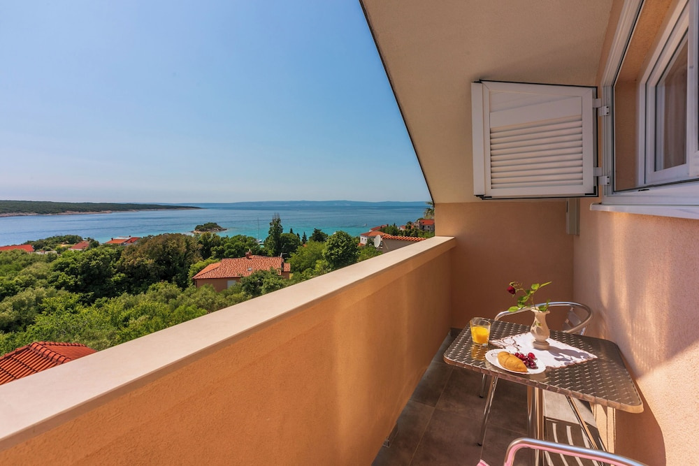 Apartments Ljiljana