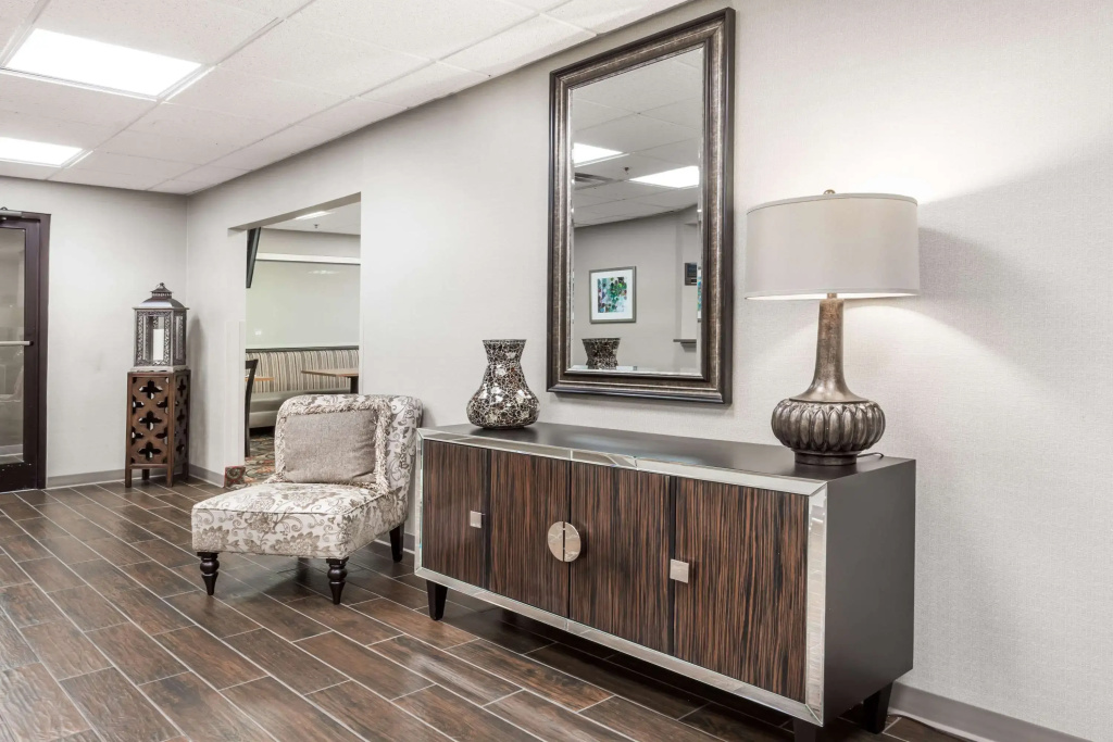 Comfort Inn Huntington near University area