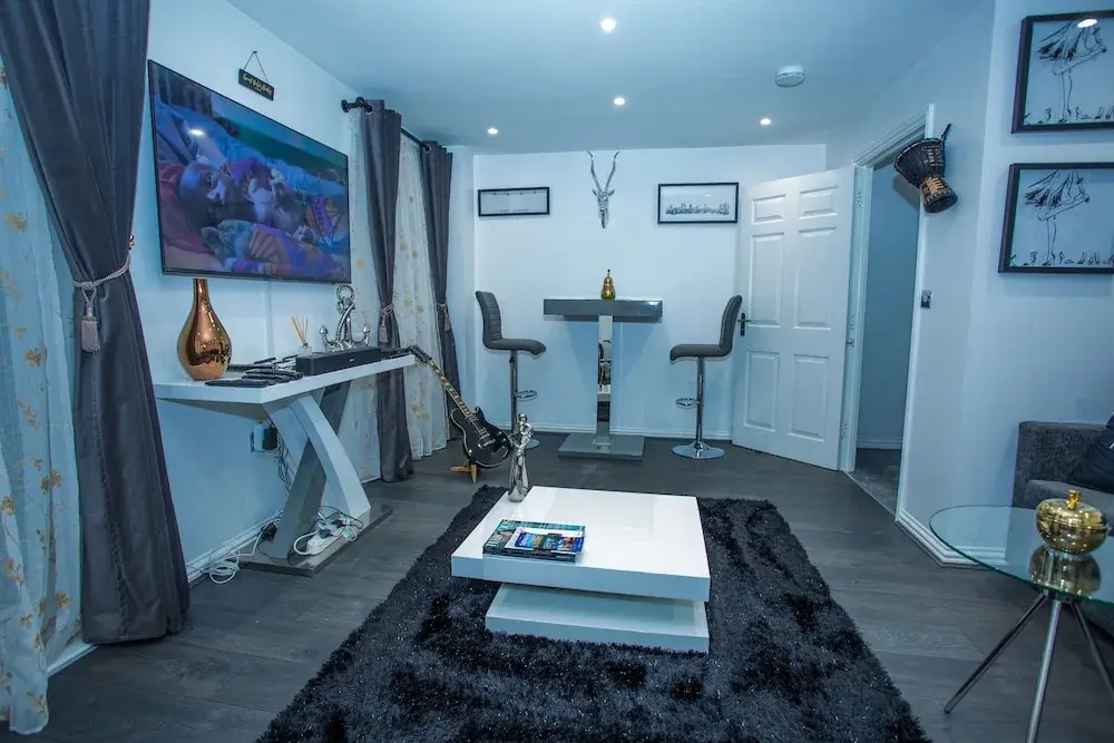 Phamphy Luxury Home