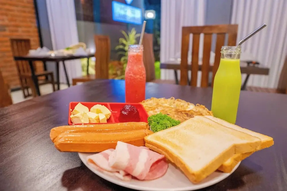 Limeshine - Airport Transit Hotels & Residences