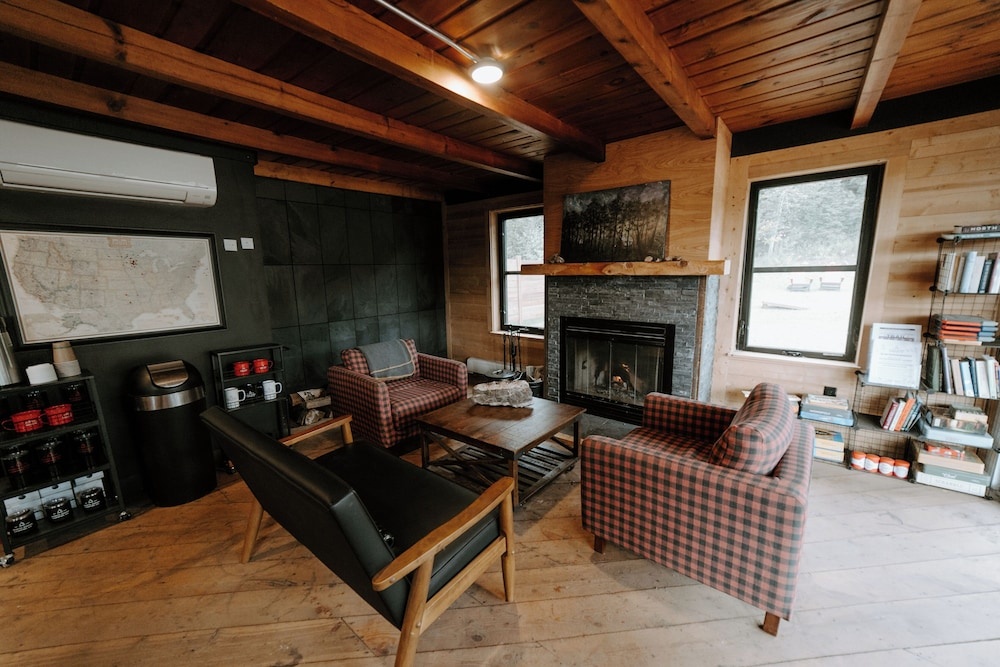 North Shore Camping Company