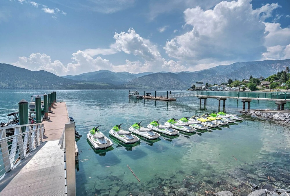 Lake Chelan Condo, Walk to Brewery & Wineries
