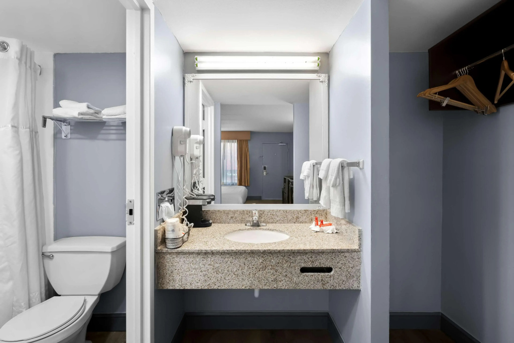 Brandywine Valley Inn SureStay Plus by Best Western