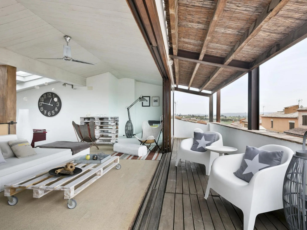 Luxurious Traditional Catalan House With Pool in Marenya, Costa Brava-empordà