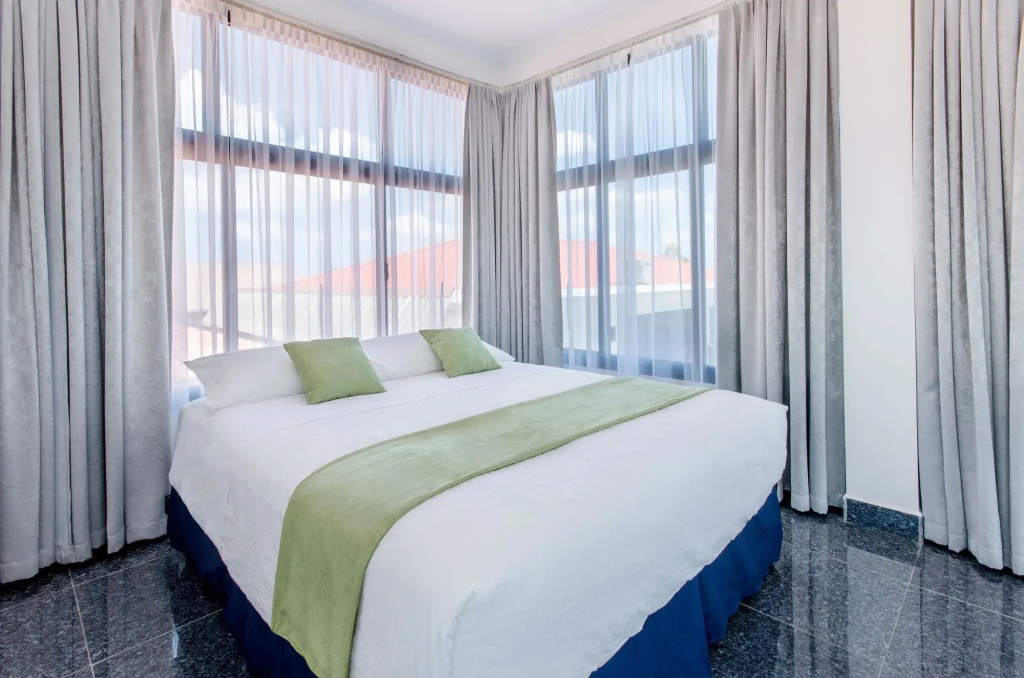 Hotel Babylon