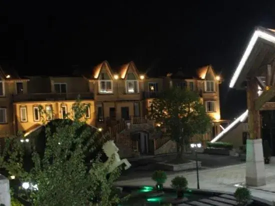 Shanjingcheng Holiday Hotel