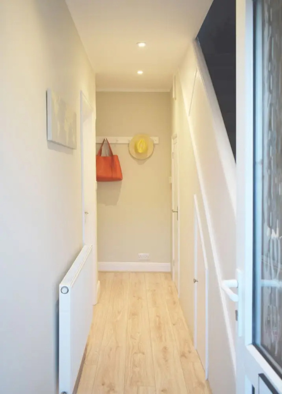 Charming Three Bed Home Near City Centre and Hospital