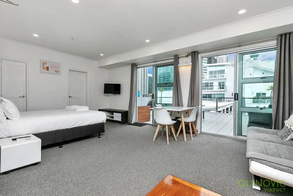 QV CBD Studio with Huge Deck - 960